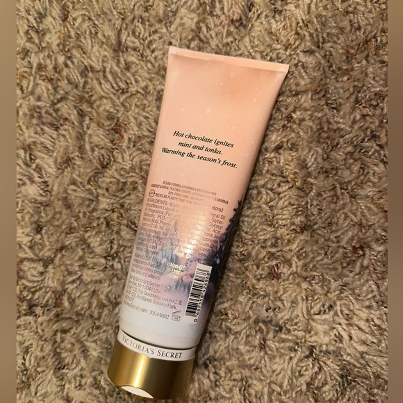 NWT Victoria secret FROSTMELT fresh mint & chocolate 🍫 lotion - Picture 2 of 2
